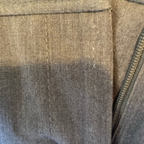 Loft, Capri Slacks, Grey, Size 4 - Picture 5 of 5